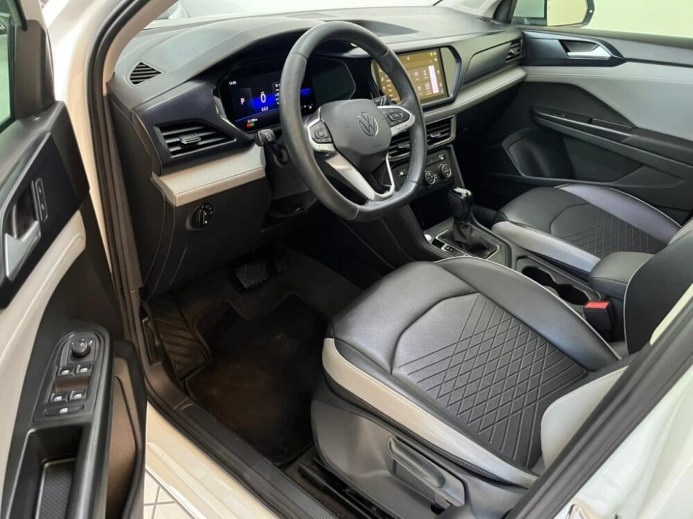 Volkswagen Taos