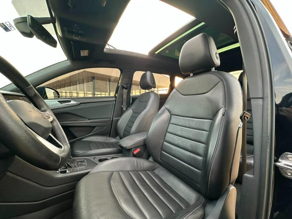 Volkswagen Taos
