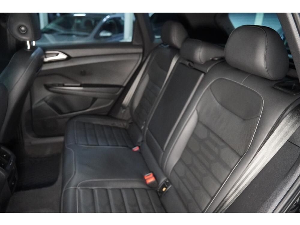 Volkswagen Taos