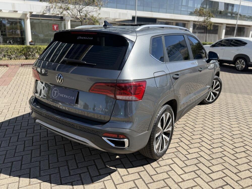 Volkswagen Taos