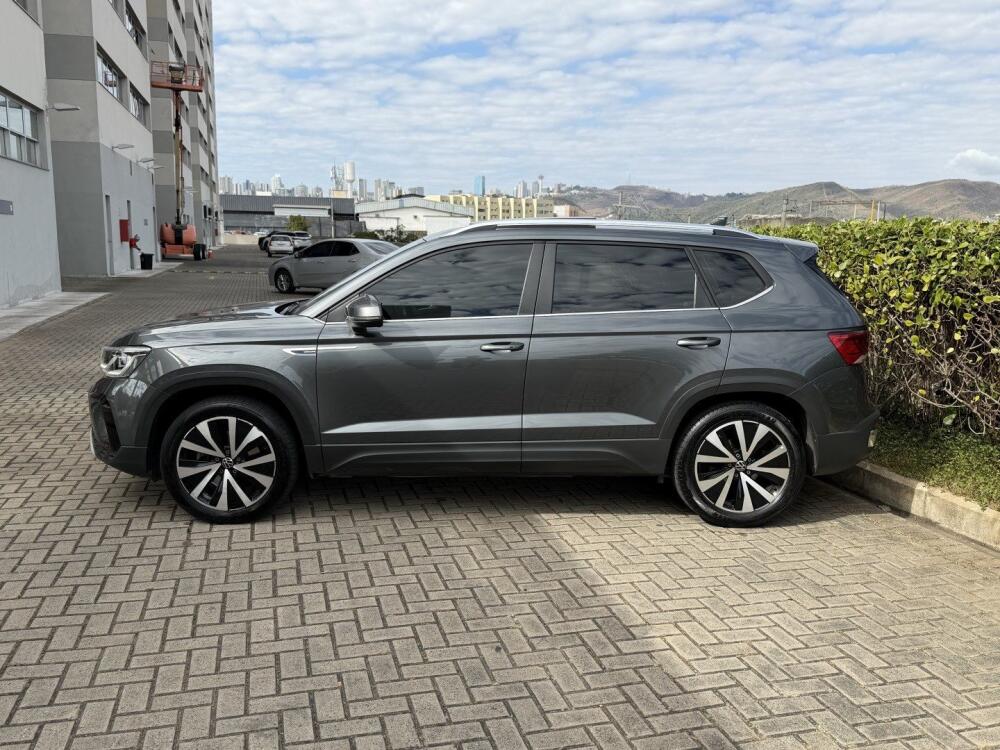 Volkswagen Taos