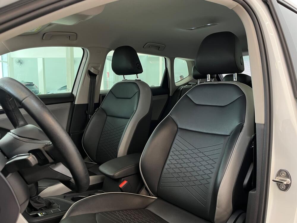 Volkswagen Taos