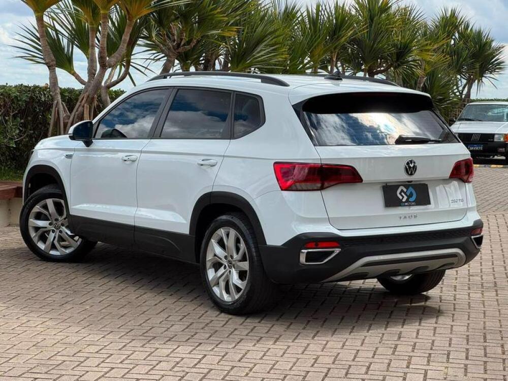 Volkswagen Taos