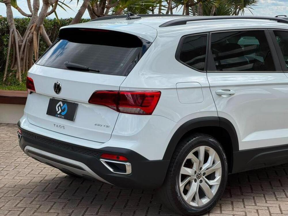 Volkswagen Taos