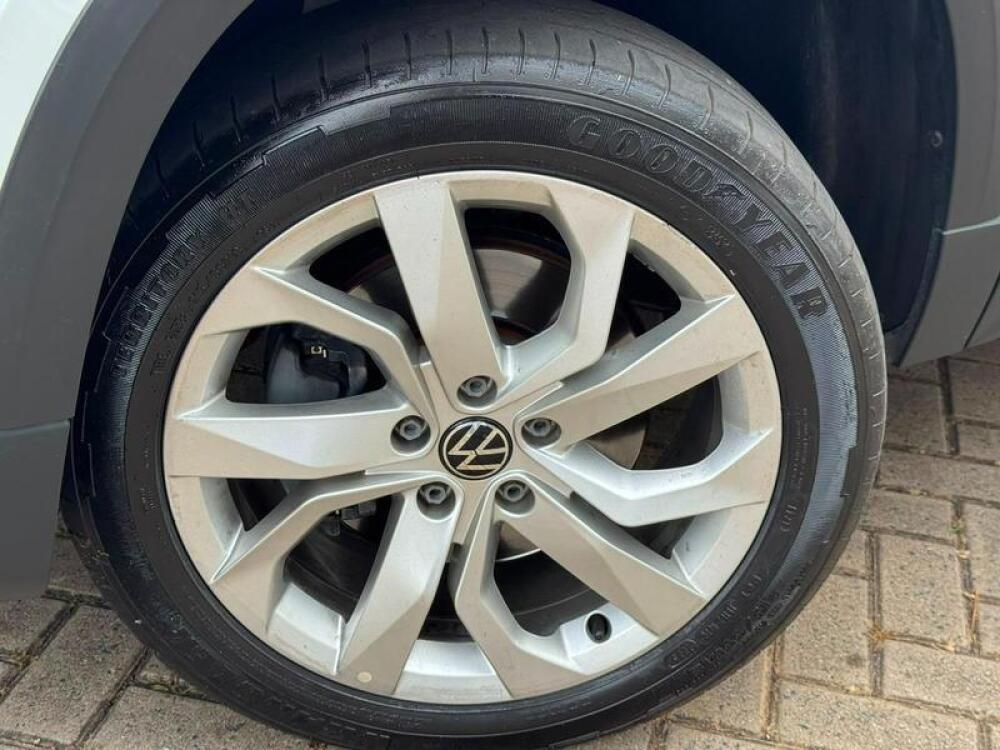 Volkswagen Taos