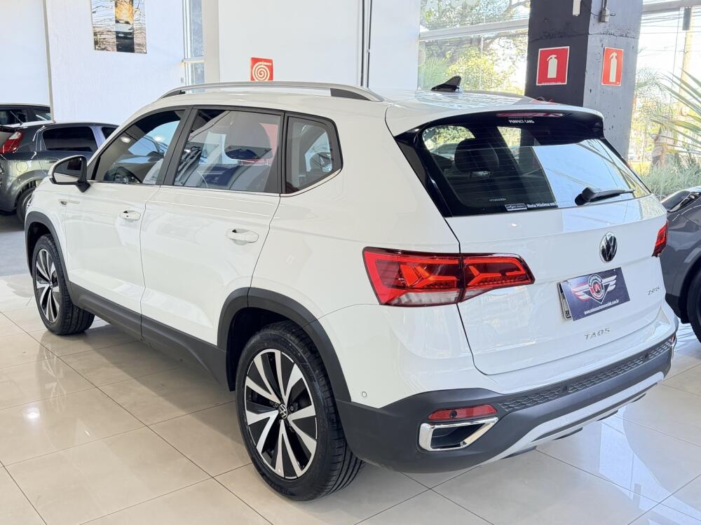 Volkswagen Taos