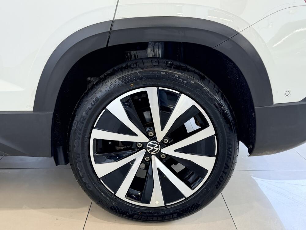 Volkswagen Taos
