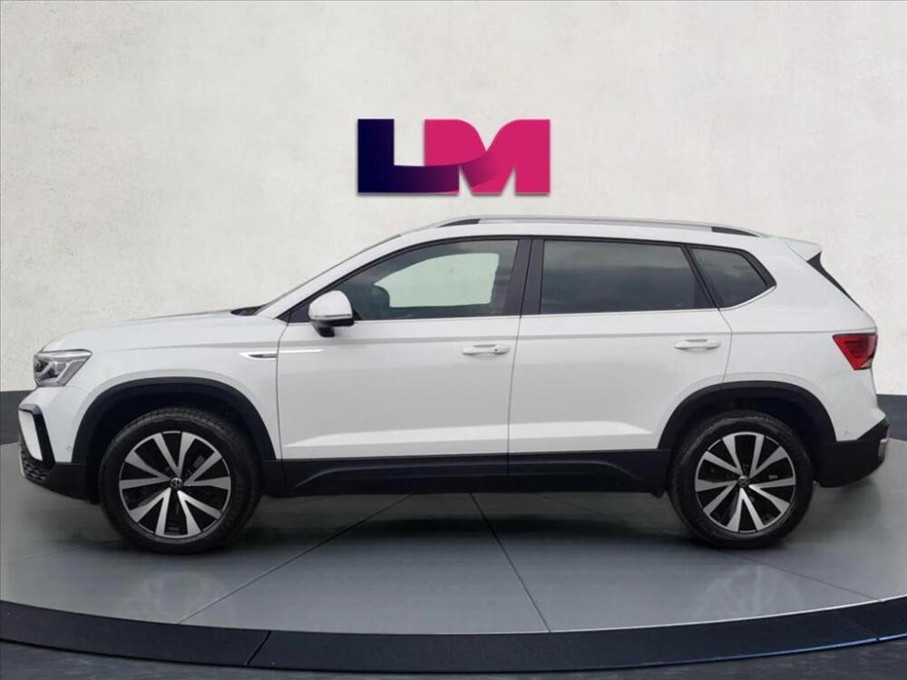 Volkswagen Taos
