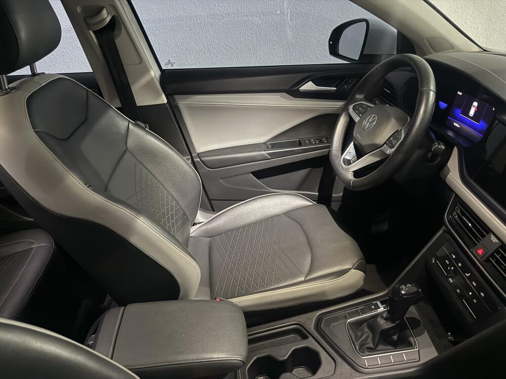 Volkswagen Taos
