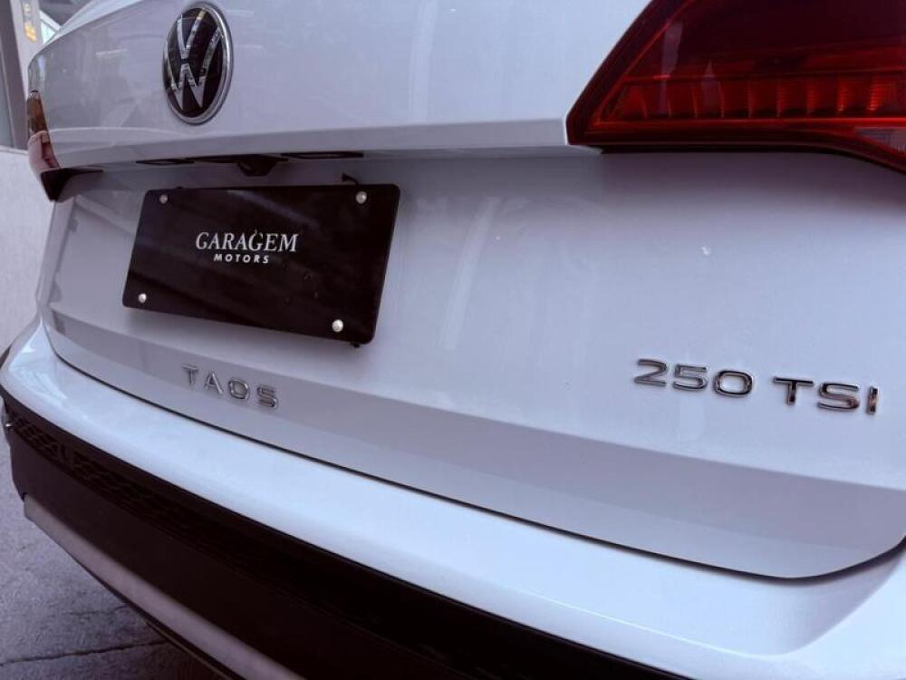 Volkswagen Taos