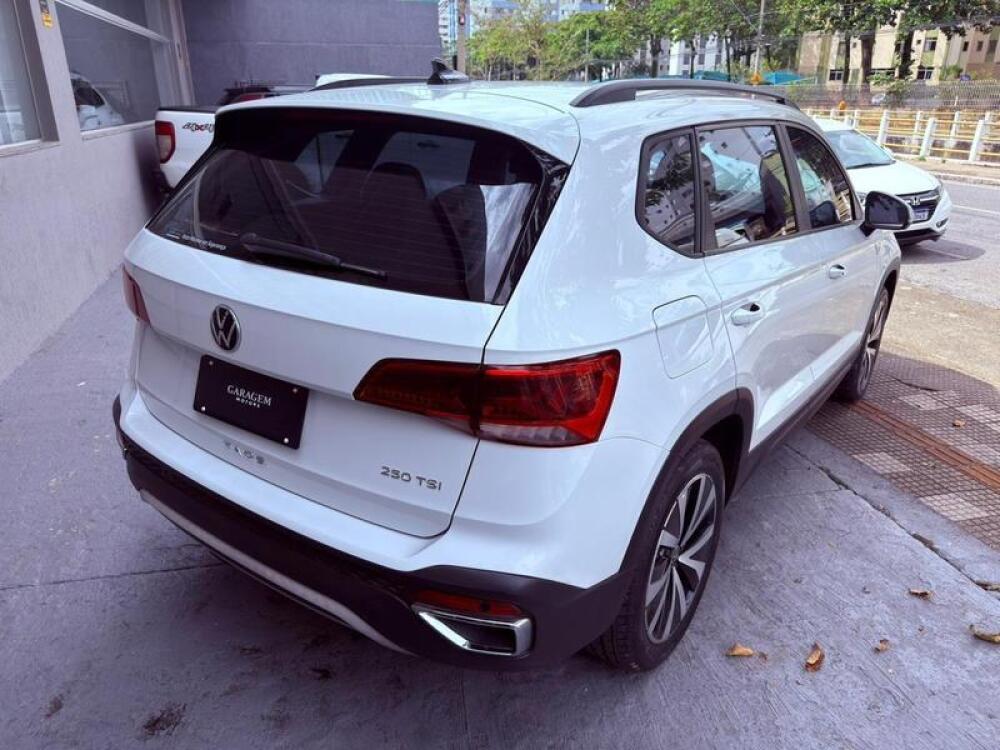 Volkswagen Taos