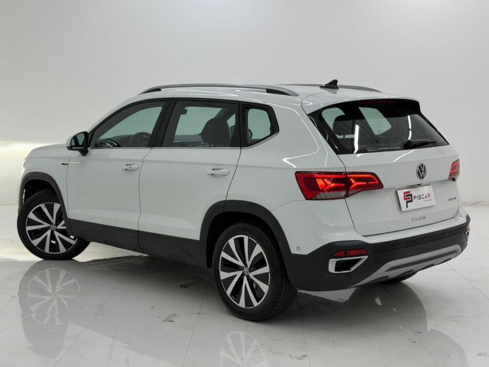 Volkswagen Taos