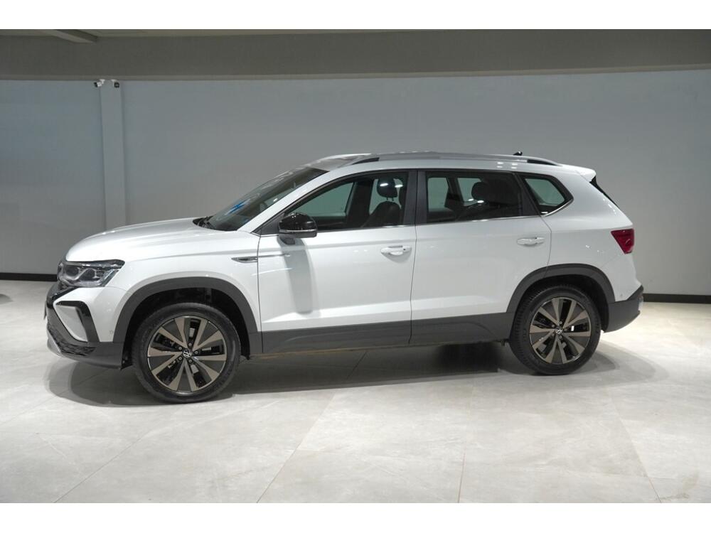 Volkswagen Taos