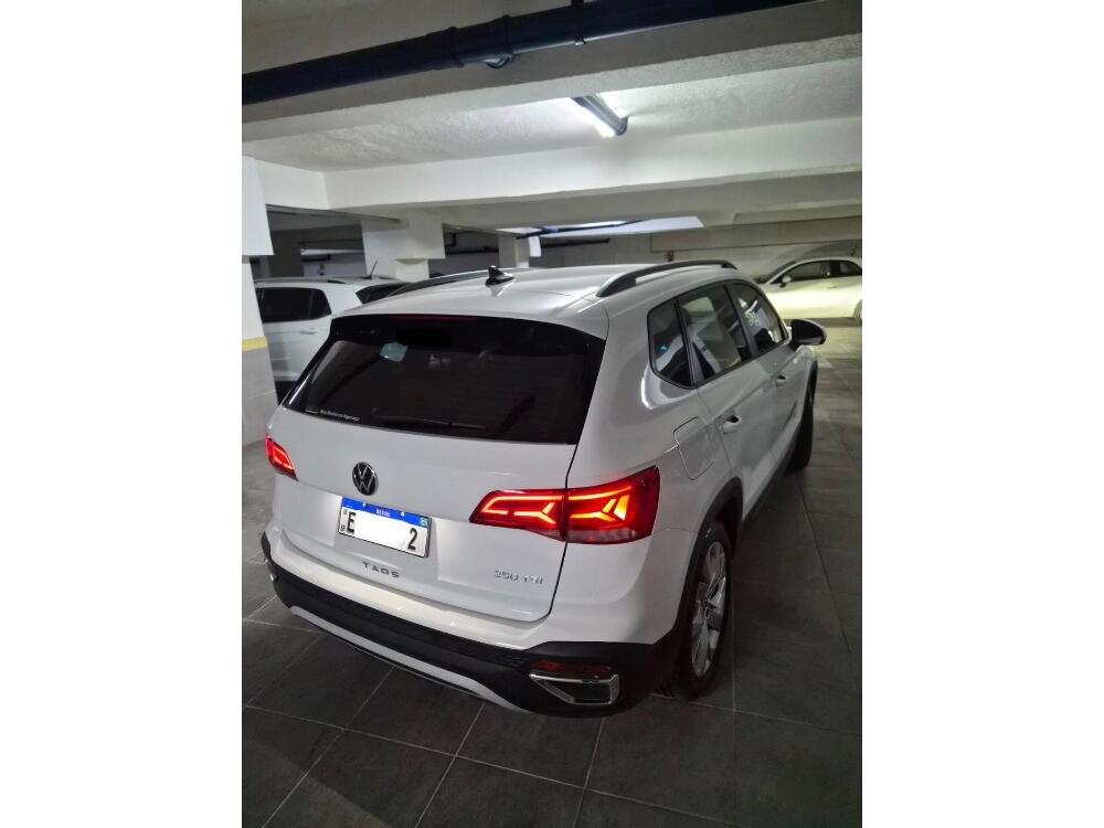 Volkswagen Taos