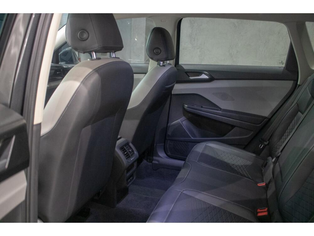 Volkswagen Taos