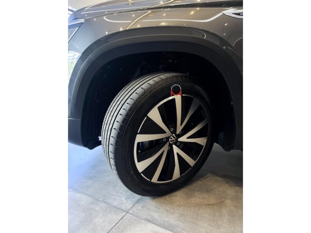 Volkswagen Taos