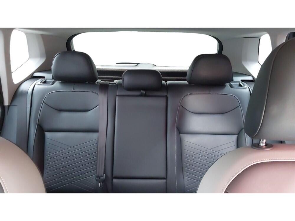 Volkswagen Taos