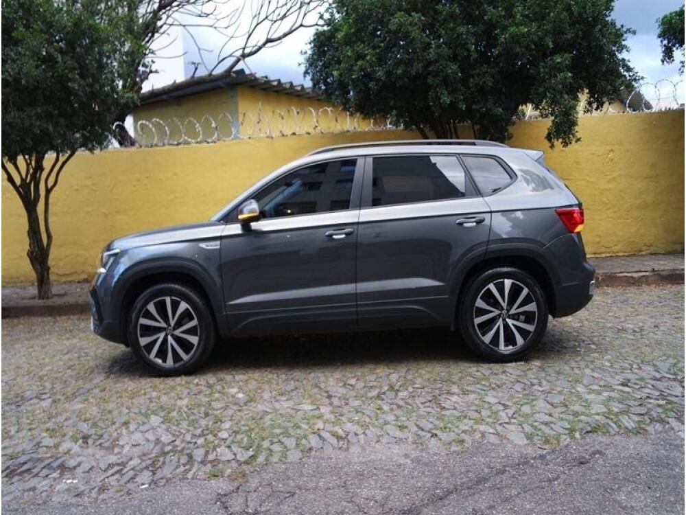 Volkswagen Taos