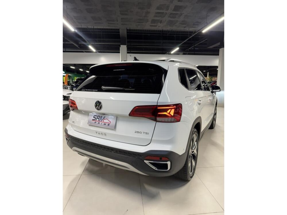 Volkswagen Taos