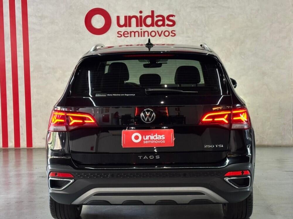 Volkswagen Taos