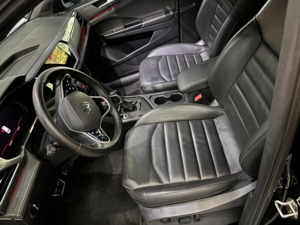 Volkswagen Taos