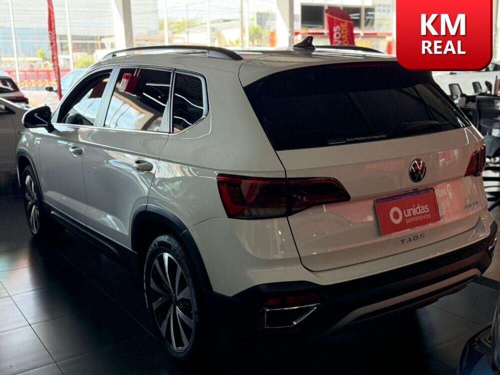 Volkswagen Taos