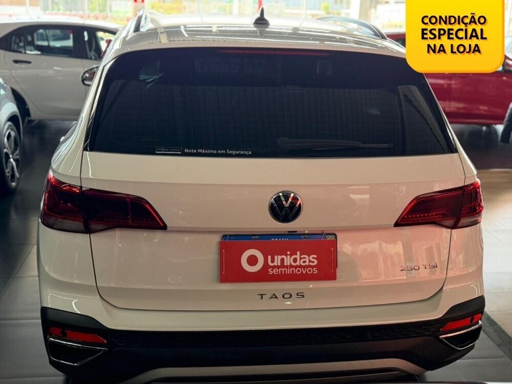 Volkswagen Taos