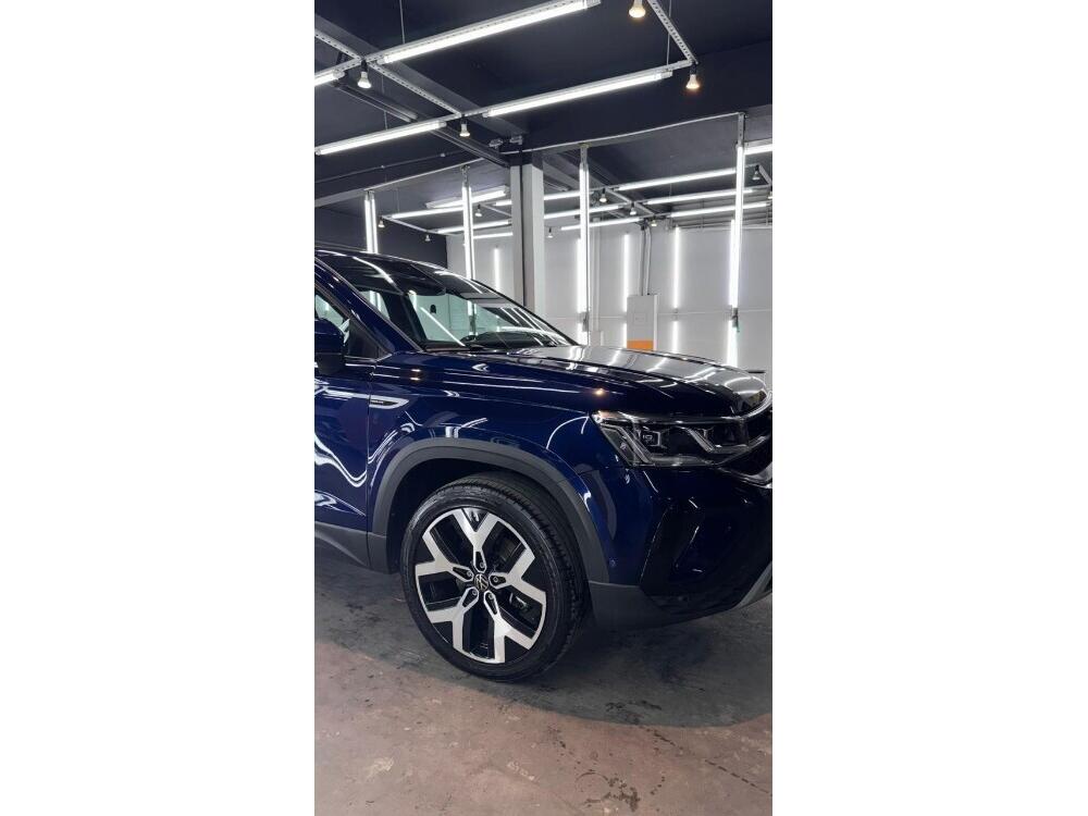 Volkswagen Taos