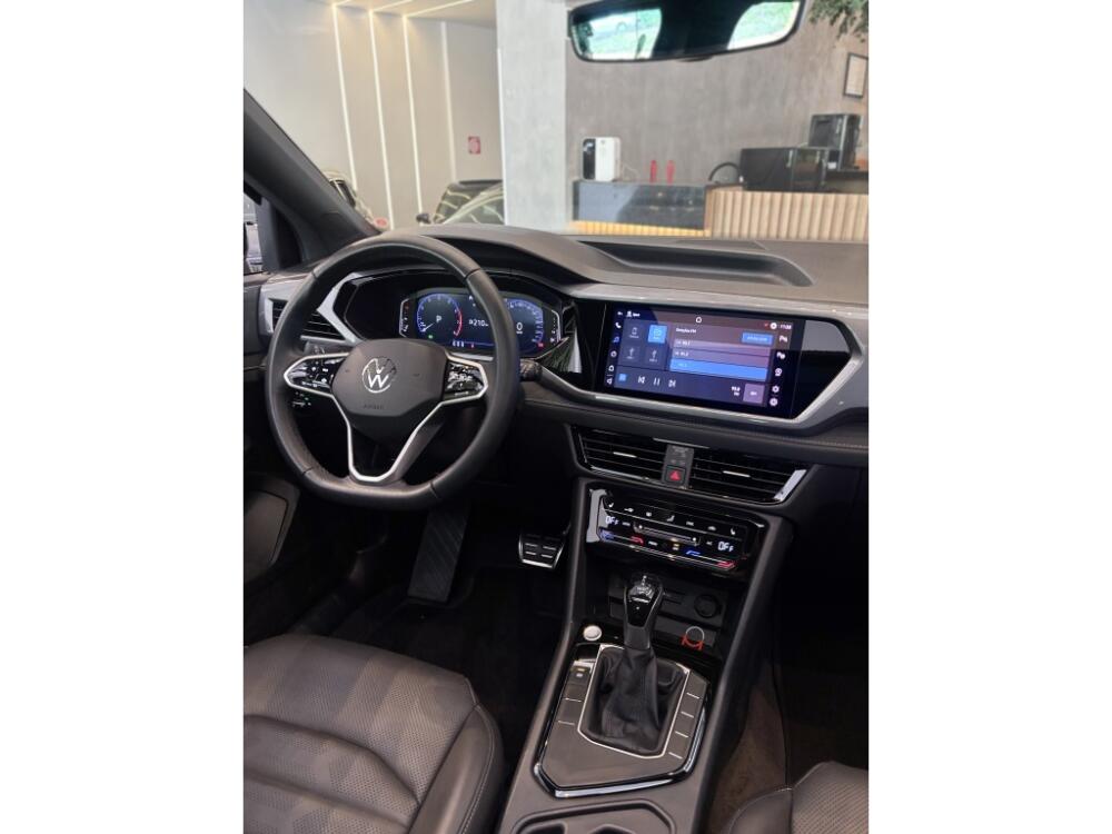 Volkswagen Taos
