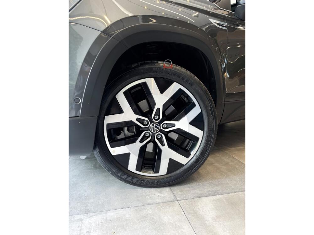 Volkswagen Taos