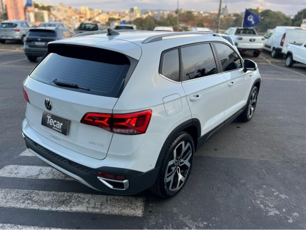 Volkswagen Taos