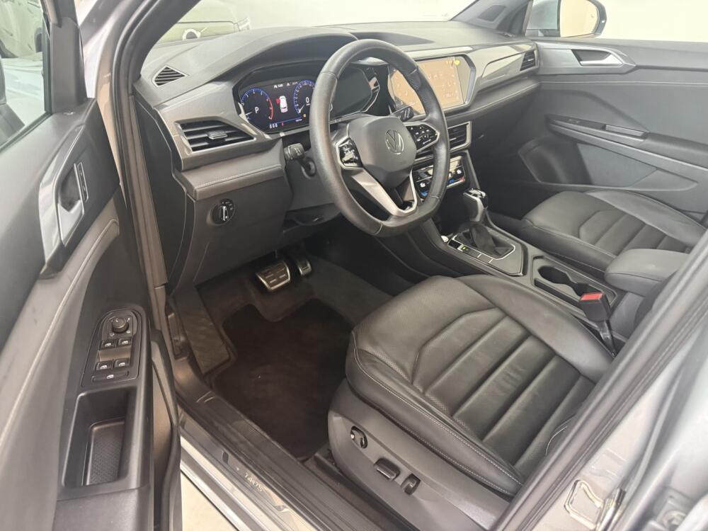 Volkswagen Taos