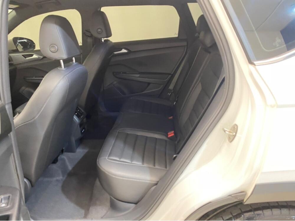 Volkswagen Taos