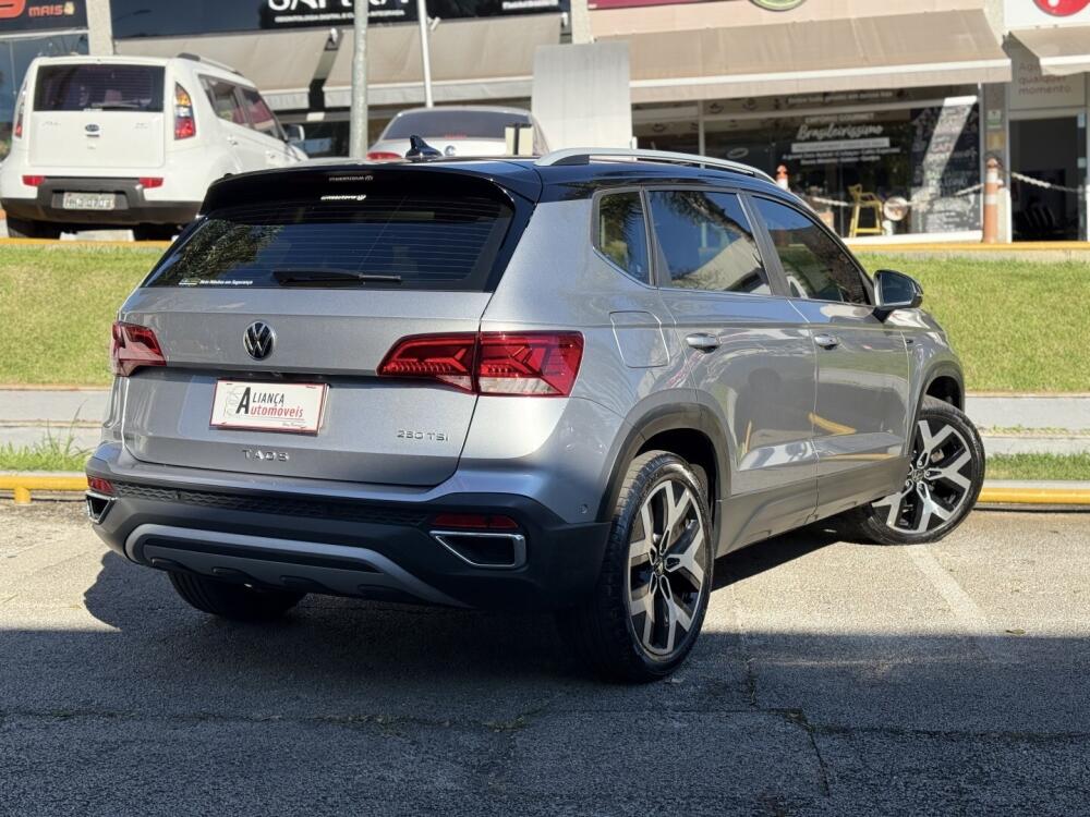 Volkswagen Taos
