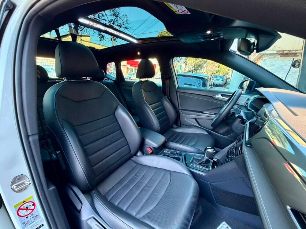 Volkswagen Taos