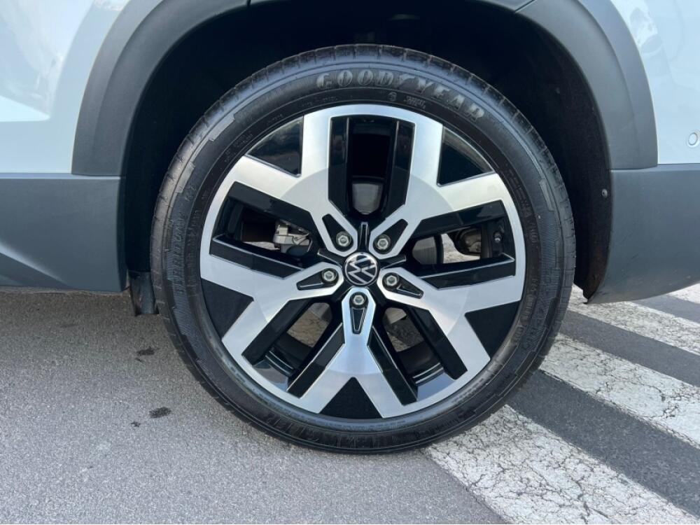 Volkswagen Taos