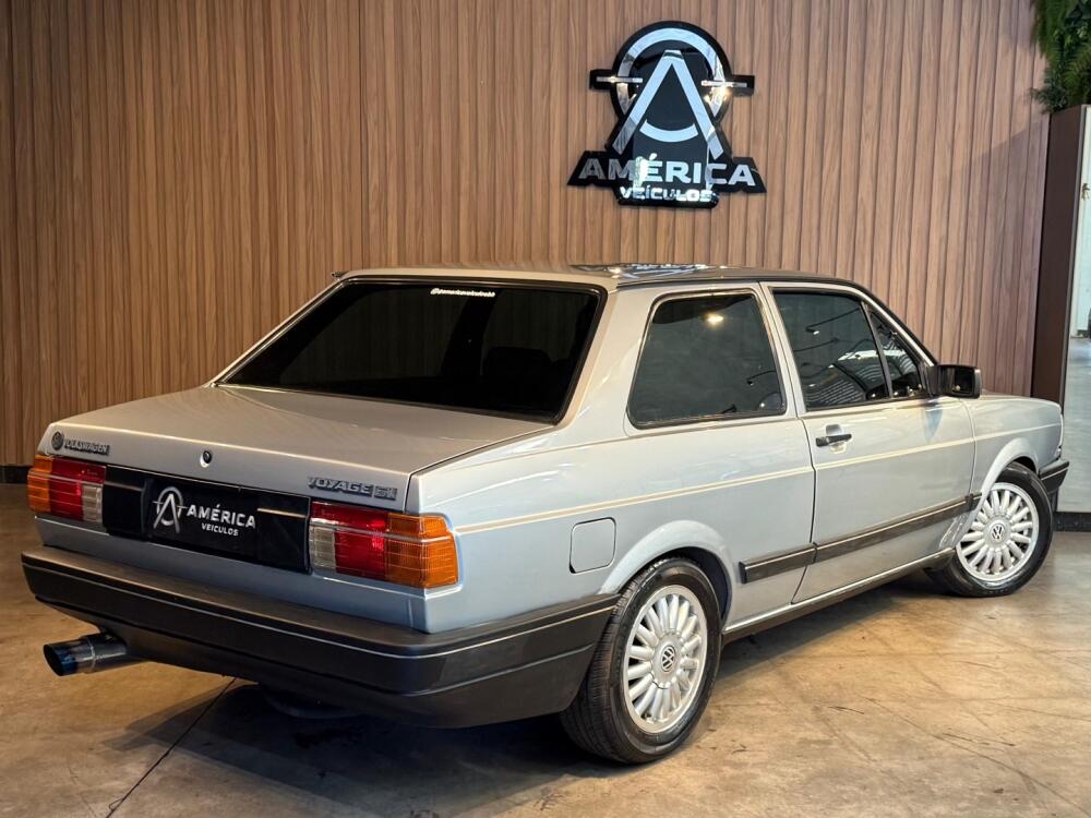Volkswagen Voyage