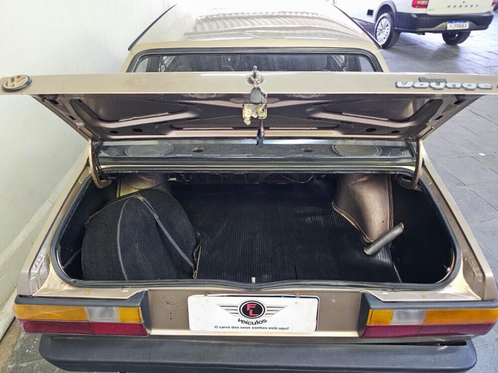 Volkswagen Voyage