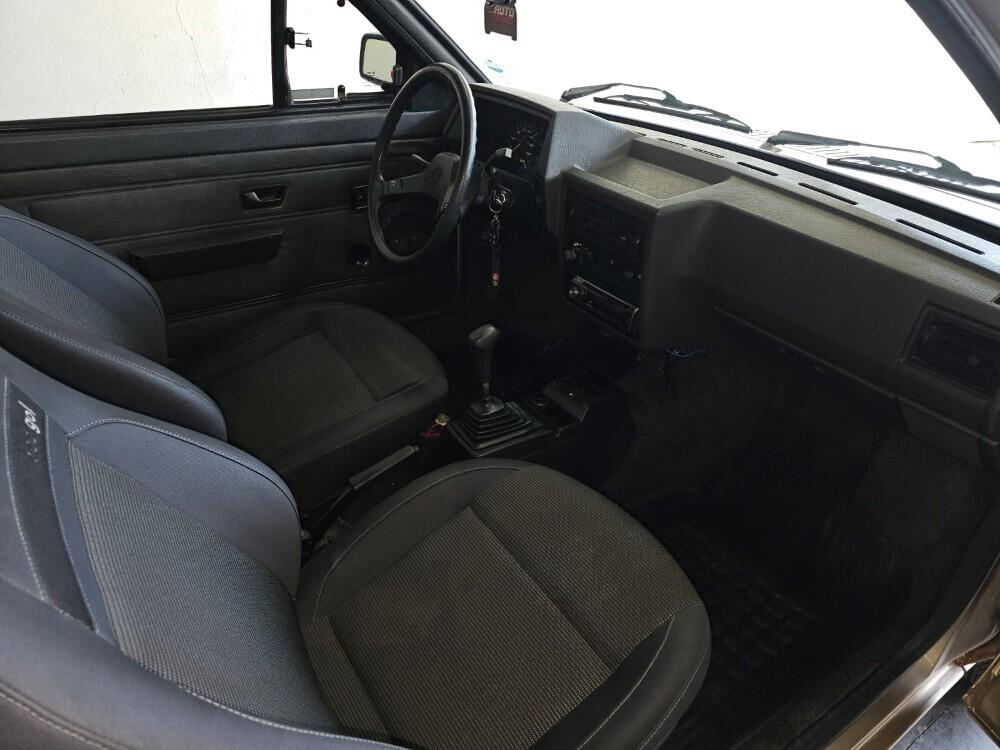 Volkswagen Voyage