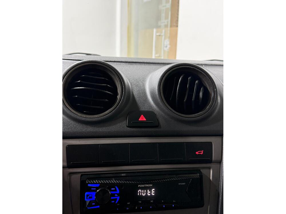 Volkswagen Voyage