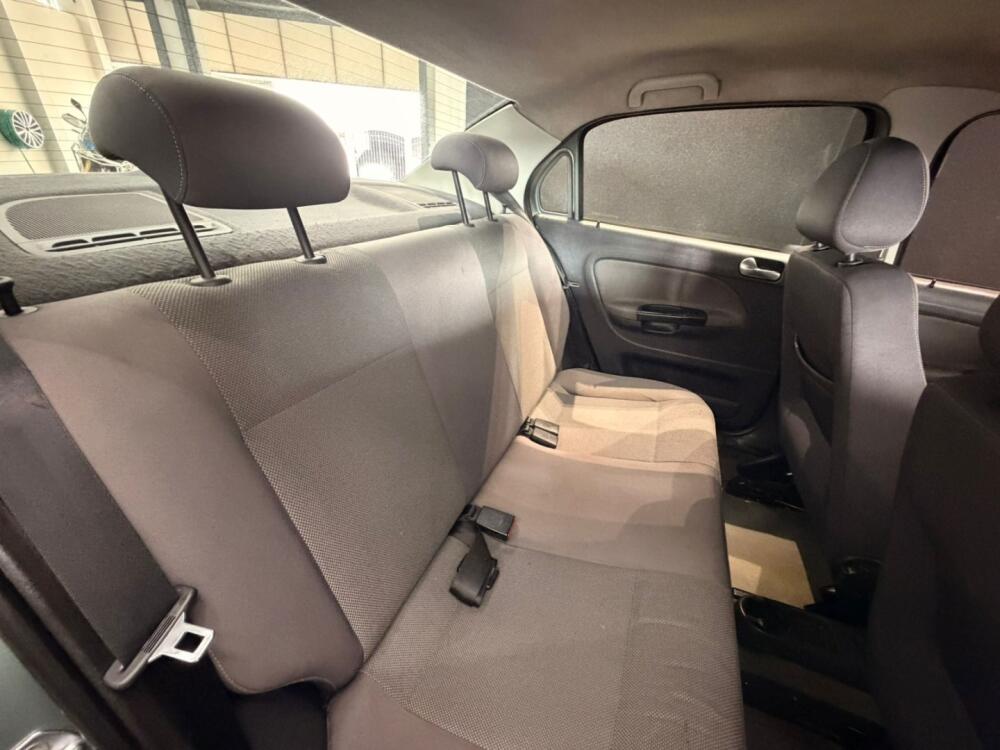 Volkswagen Voyage