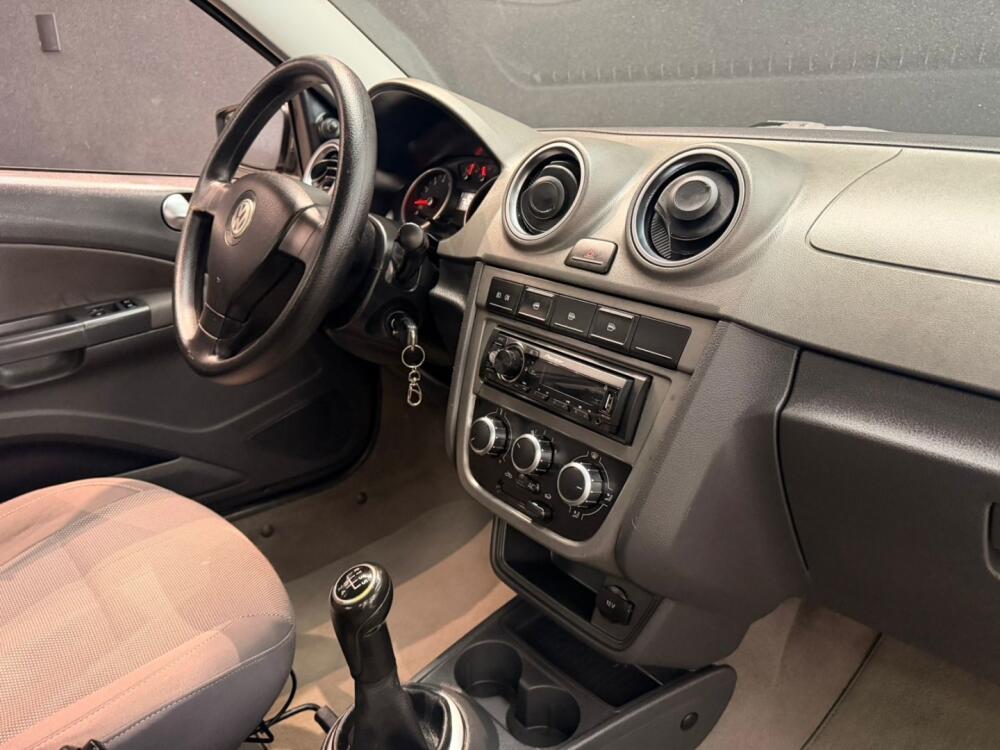 Volkswagen Voyage