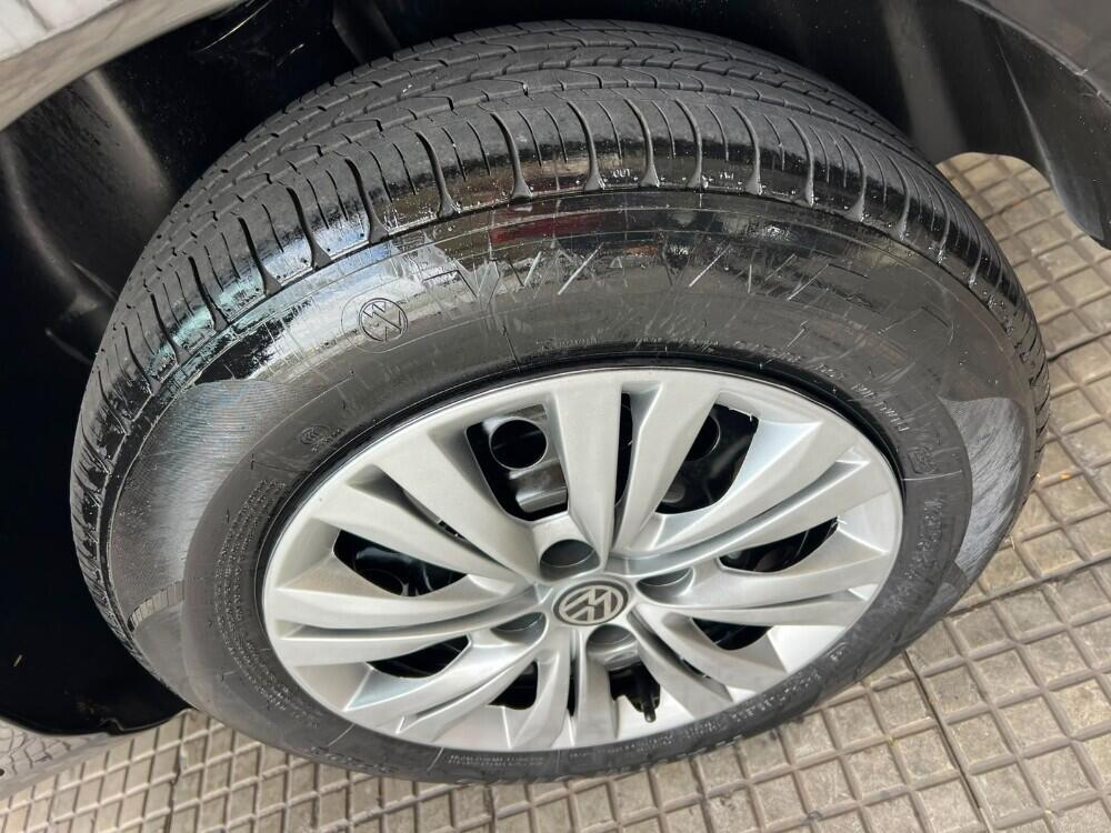 Volkswagen Voyage