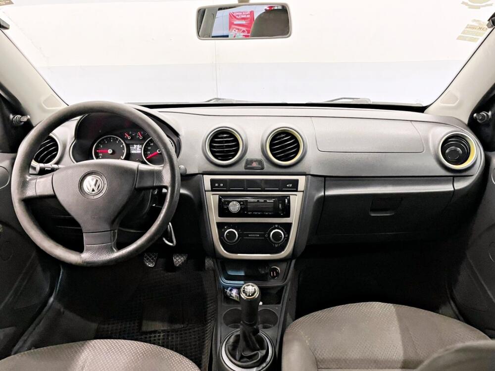 Volkswagen Voyage