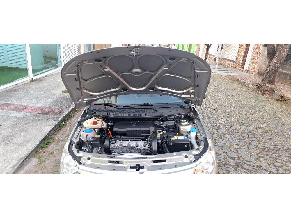 Volkswagen Voyage