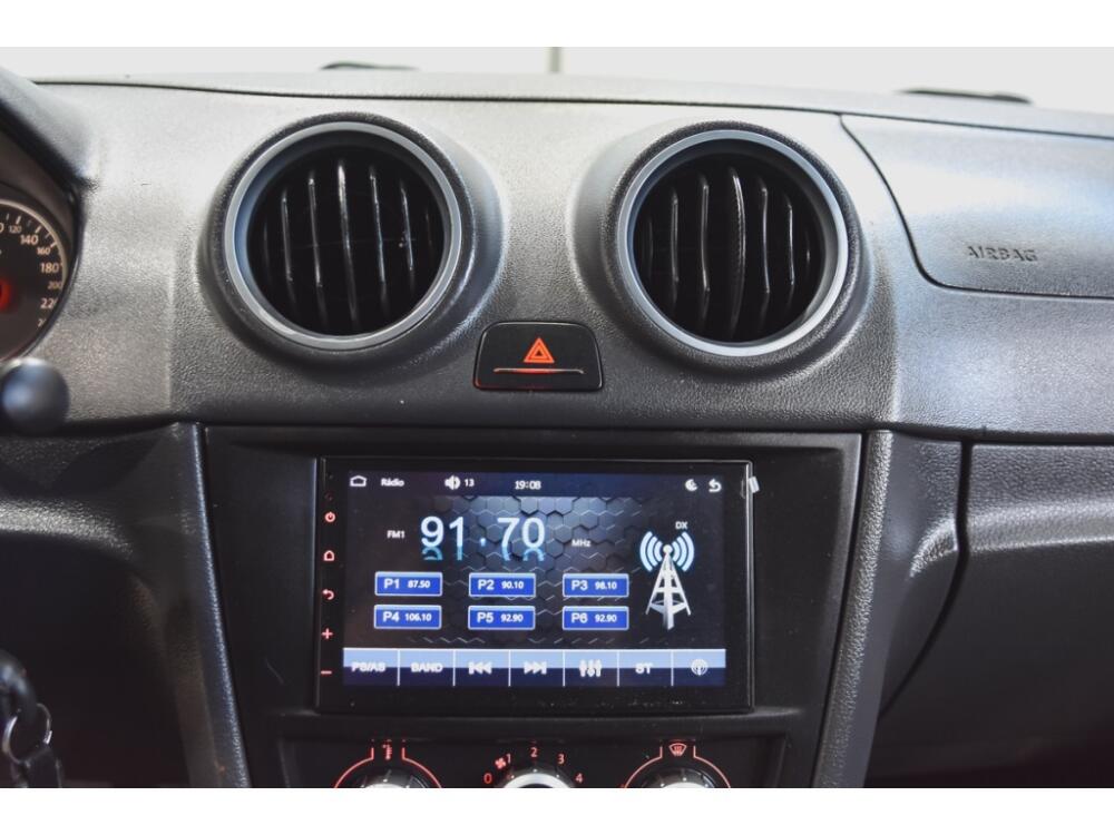 Volkswagen Voyage