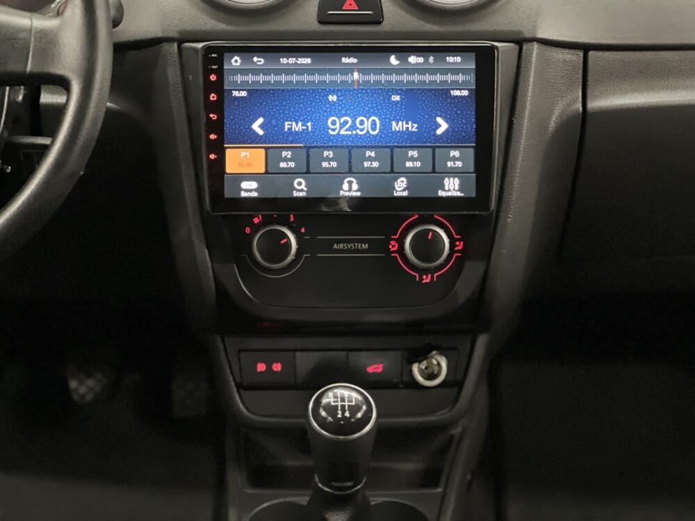 Volkswagen Voyage