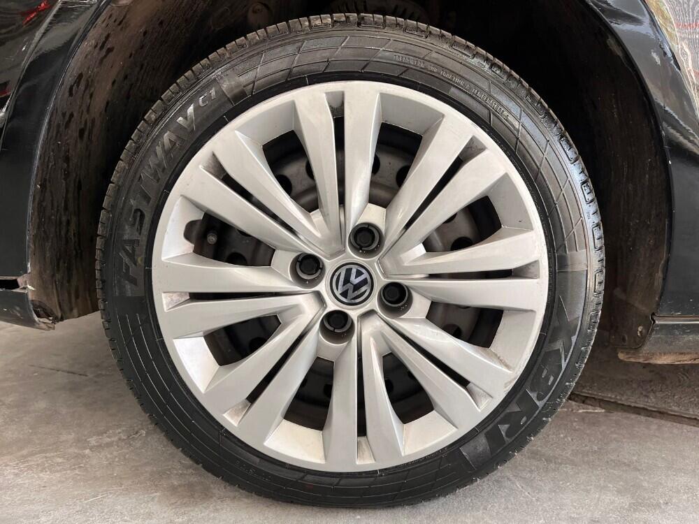 Volkswagen Voyage