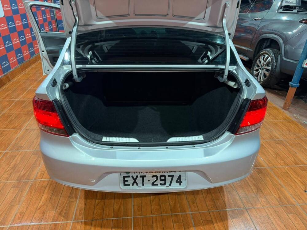 Volkswagen Voyage