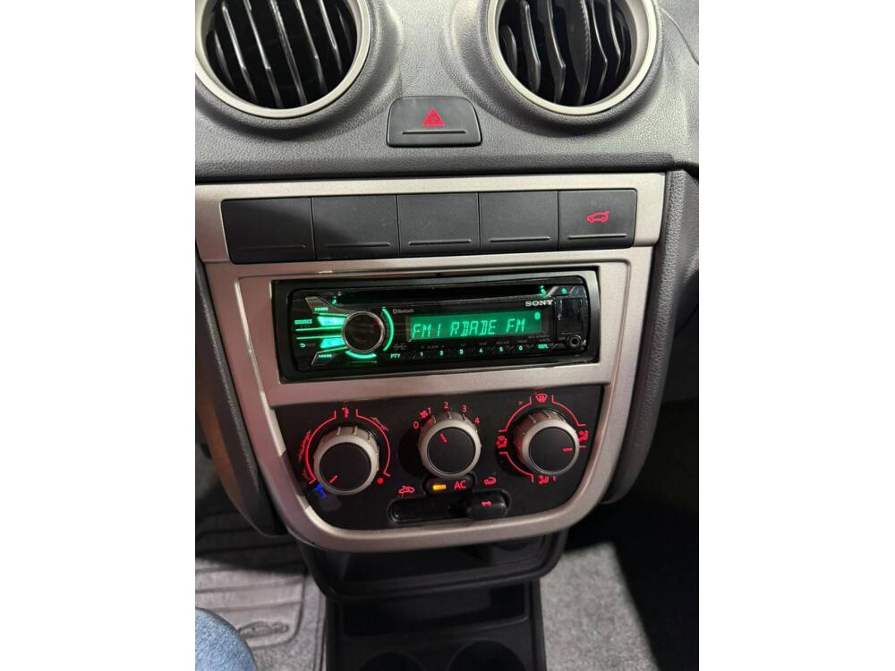 Volkswagen Voyage